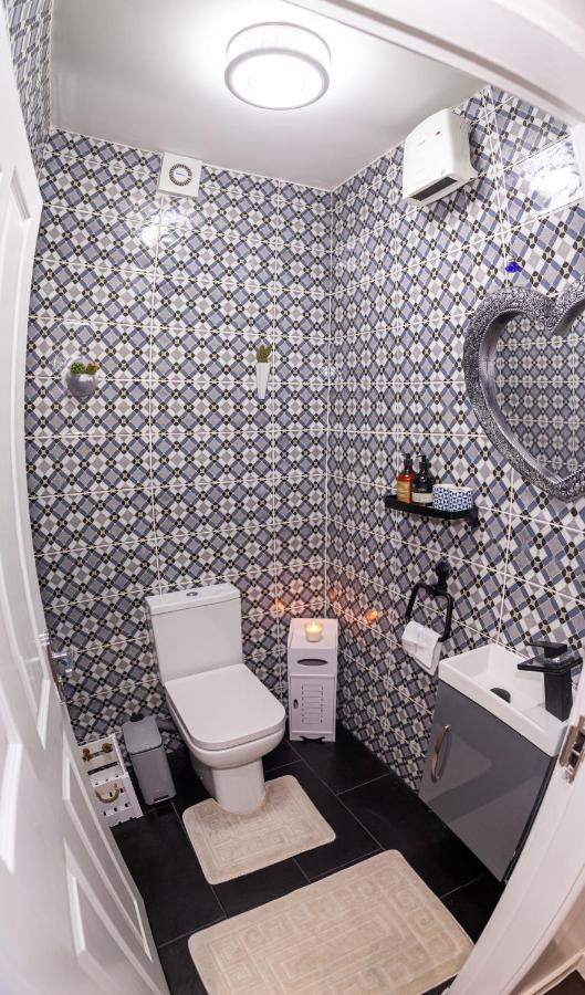 Cosy Luxury Suite Jewellery Quarter - เบอร์มิงแฮม ภายนอก รูปภาพ